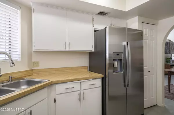 Tucson, AZ 85716,2877 E Weymouth Circle