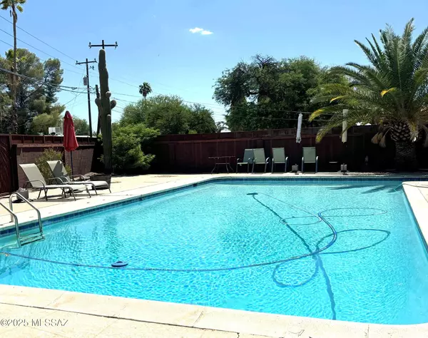 Tucson, AZ 85711,6142 E 20th Street