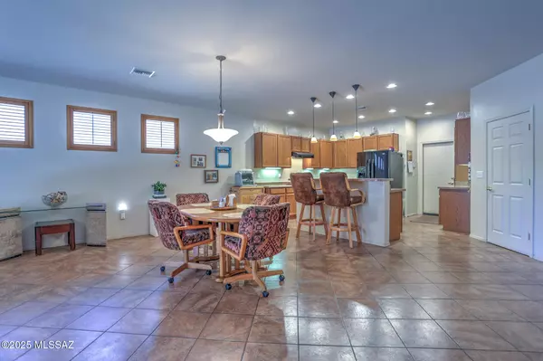 Green Valley, AZ 85614,70 E Calle Vivaz