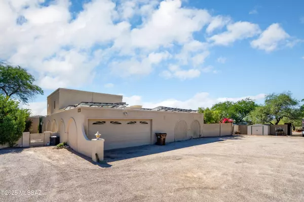 7855 N Northern Avenue, Tucson, AZ 85704