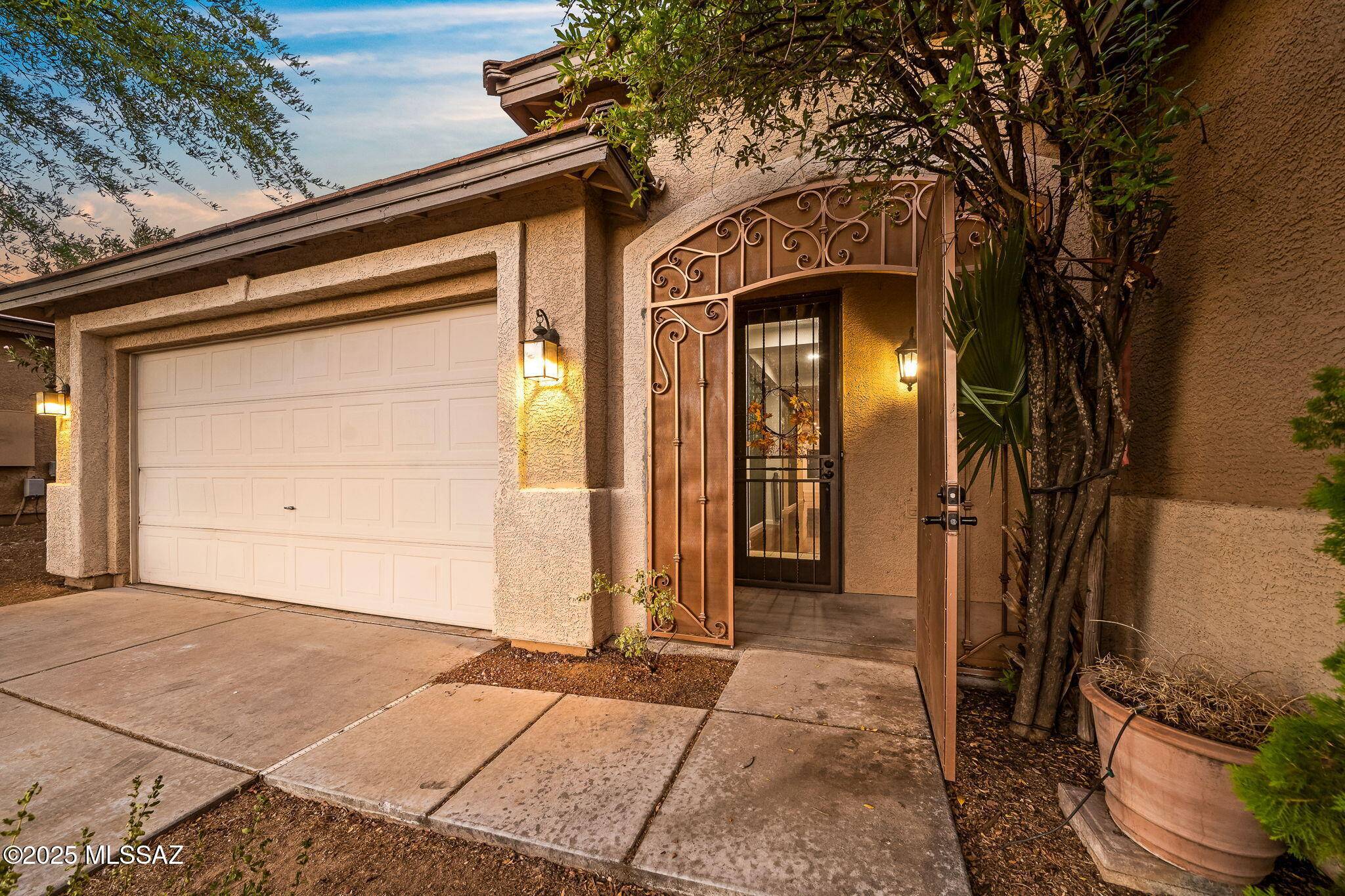 Tucson, AZ 85739,15032 N Twin Lakes Drive
