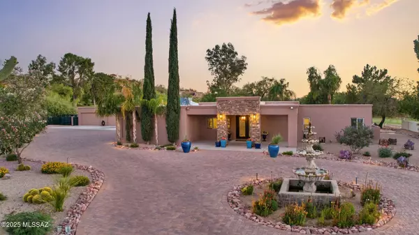 915 W Landoran Lane, Oro Valley, AZ 85737