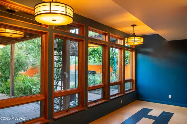 Tucson, AZ 85719,2411 E Greenlee Road