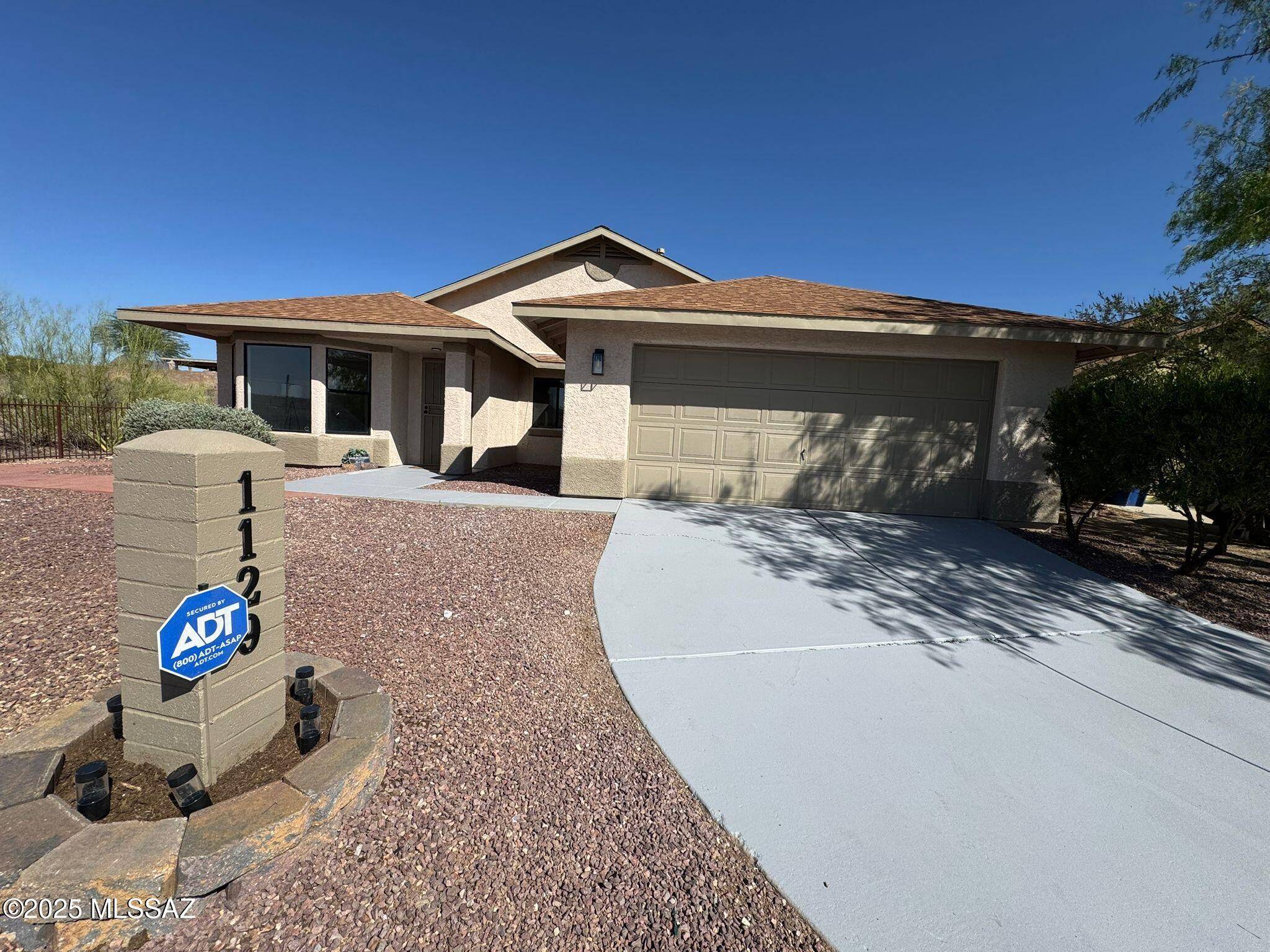 Tucson, AZ 85745,1129 W Amberbrooke Avenue