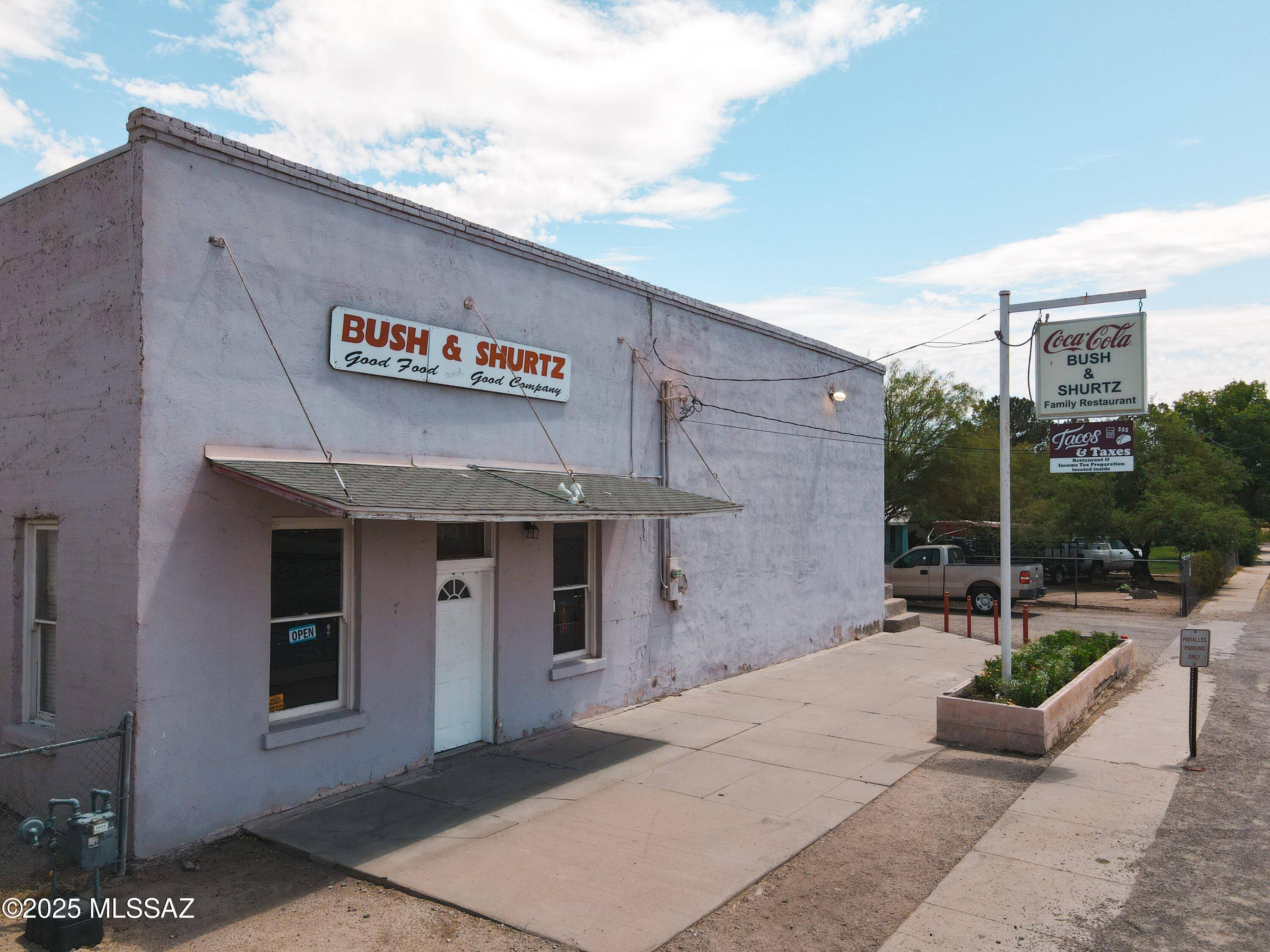 258 E 300 S, Pima, AZ 85543