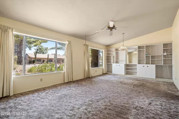 Corona De Tucson, AZ 85641,261 S Atlanta Drive