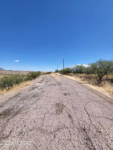 1322 Via Patricia  #7, Rio Rico, AZ 85648