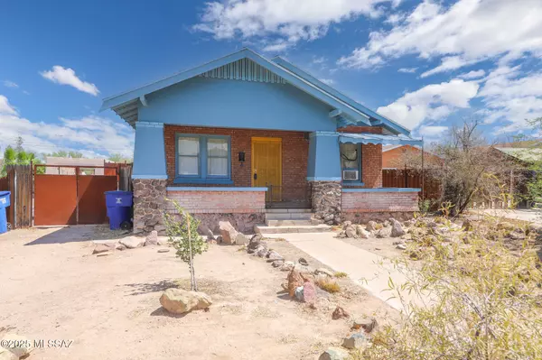 Tucson, AZ 85705,33 E Adams Street