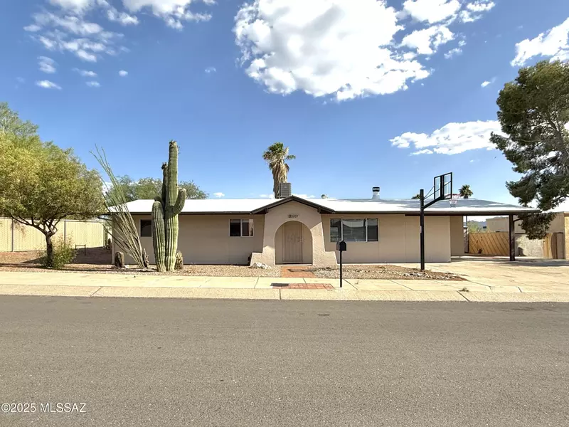 3937 W Wild Horse Place, Tucson, AZ 85741