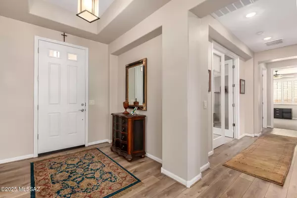 Green Valley, AZ 85614,2464 E Canyon Crossing Drive