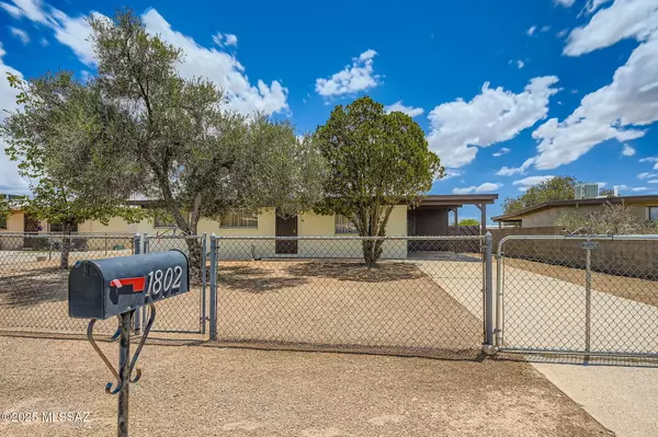 Tucson, AZ 85706,1802 E Dakota Street
