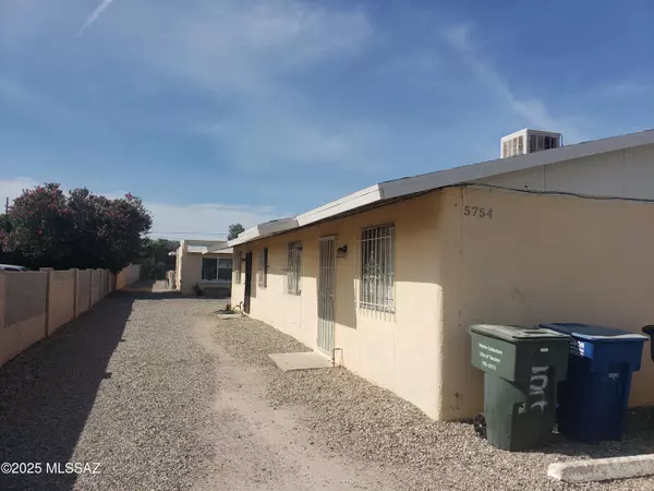 Tucson, AZ 85711,5754 E 28th Street