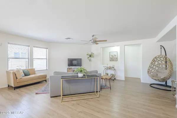 Oro Valley, AZ 85755,12886 N Desert Olive Drive