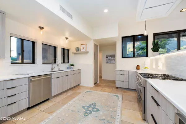 Tucson, AZ 85750,6530 N Finisterra