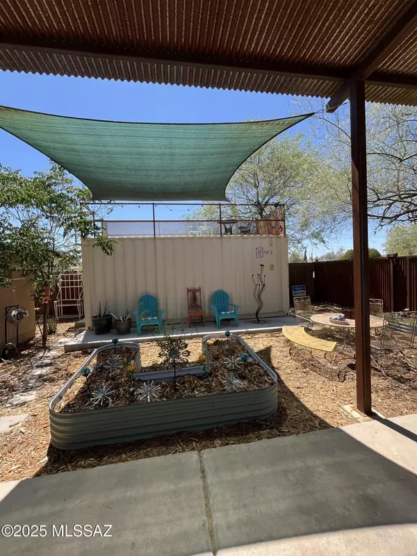 Tucson, AZ 85745,1426 W Delaware Street #2
