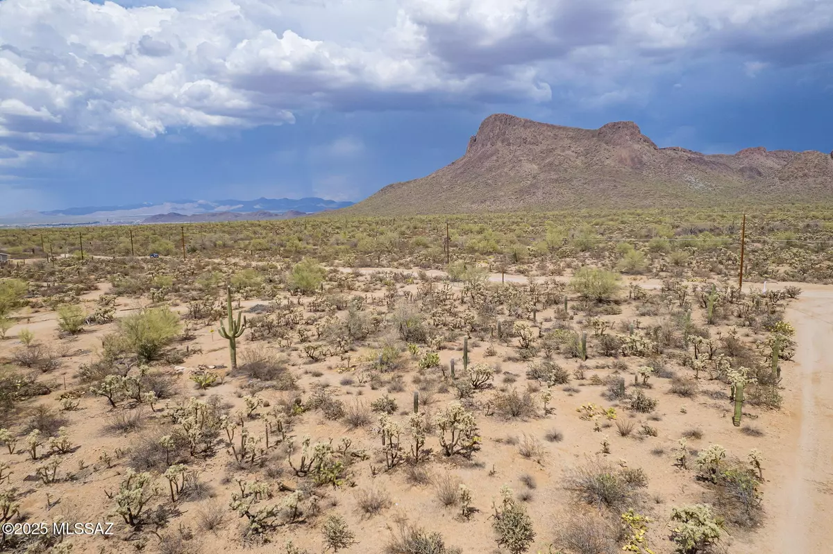 Tucson, AZ 85743,7305 N Van Ark Road #5