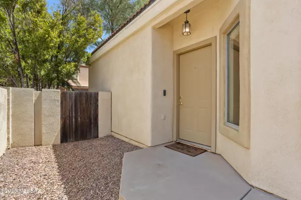 Sahuarita, AZ 85629,449 E Placita Rejilla