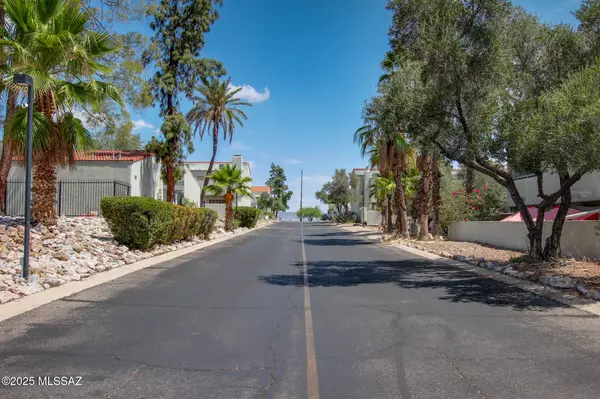 2763 W Anklam Road C, Tucson, AZ 85745