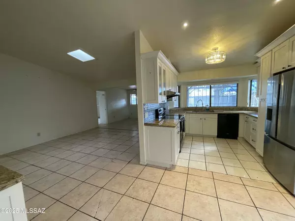 Tucson, AZ 85741,2661 W Fieldbrook Drive