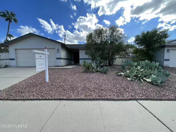 2661 W Fieldbrook Drive, Tucson, AZ 85741