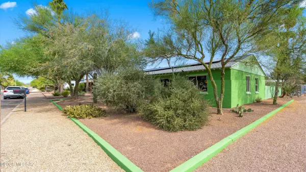 Tucson, AZ 85716,2733 E Exeter Street