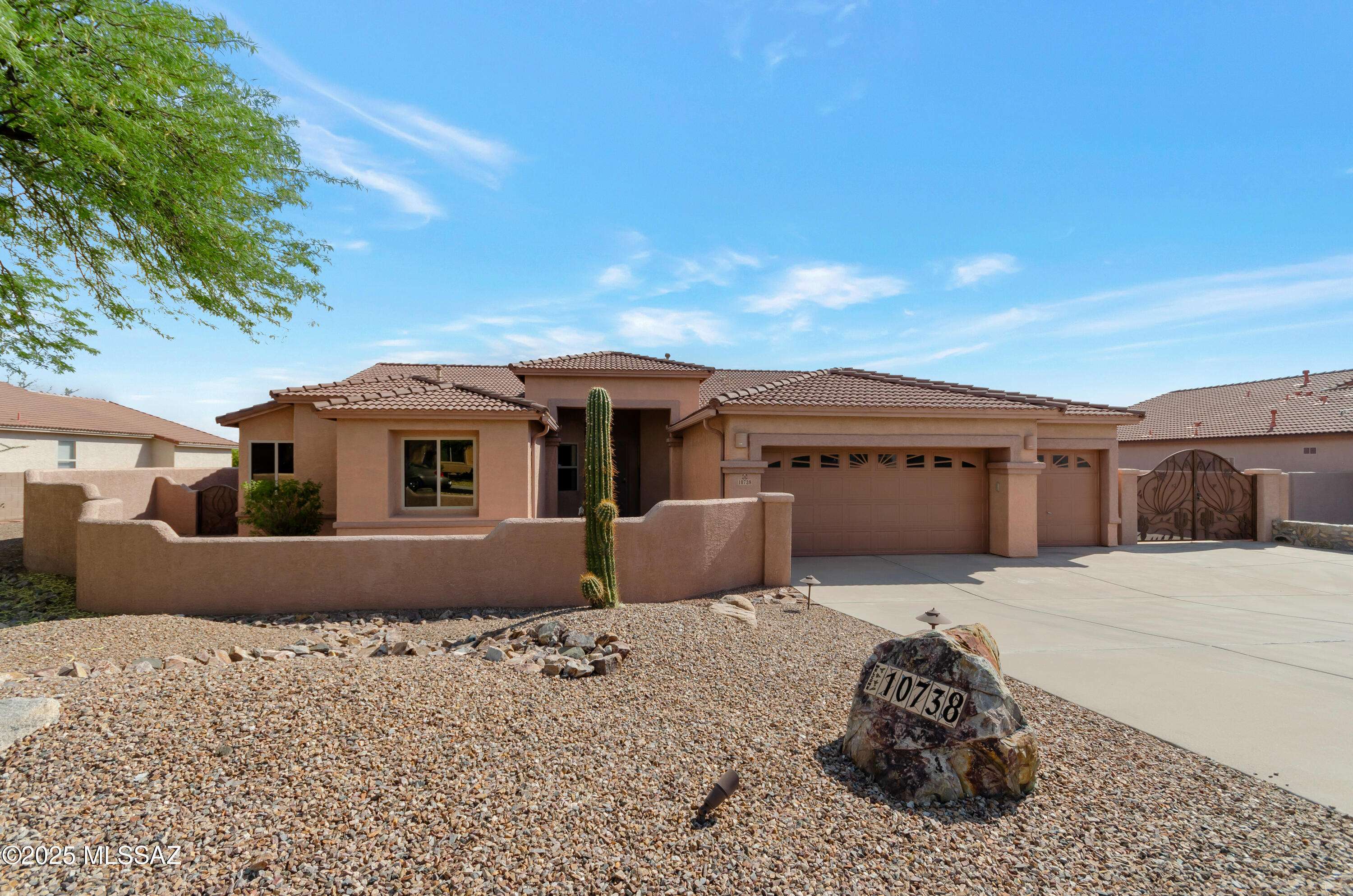 Tucson, AZ 85730,10738 E Placita Guajira