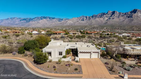 11038 N Pusch Ridge Vistas Drive, Oro Valley, AZ 85737