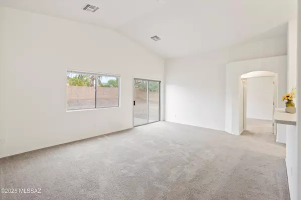 Tucson, AZ 85747,8637 E Dunbar Way