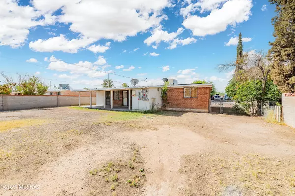 Tucson, AZ 85711,5117 E 25th Street