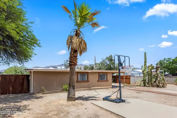 Tucson, AZ 85716,3115 E Greenlee Road