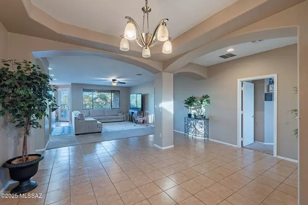 Tucson, AZ 85757,6633 S Via Diego De Rivera