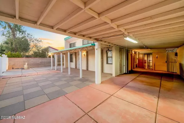 Tucson, AZ 85713,1005 E 24th Street