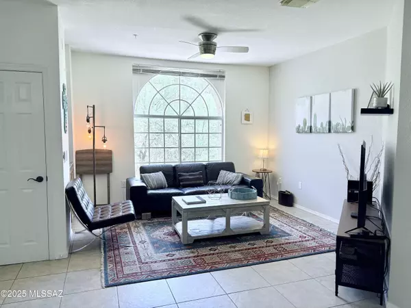 Oro Valley, AZ 85737,1500 E Pusch Wilderness Drive #13207