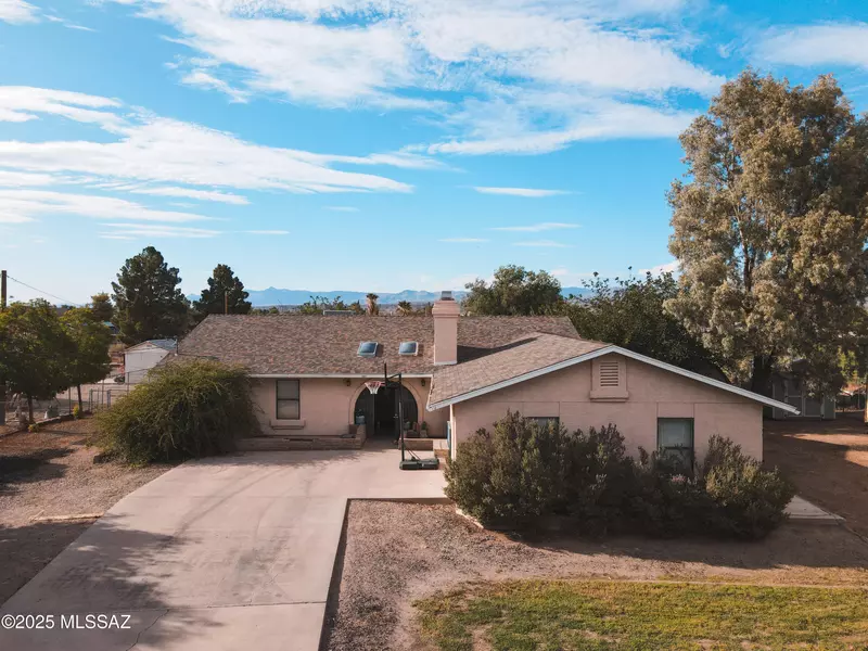 228 E 300 S, Pima, AZ 85543