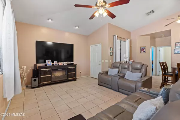 Tucson, AZ 85705,3456 N Fontana Avenue