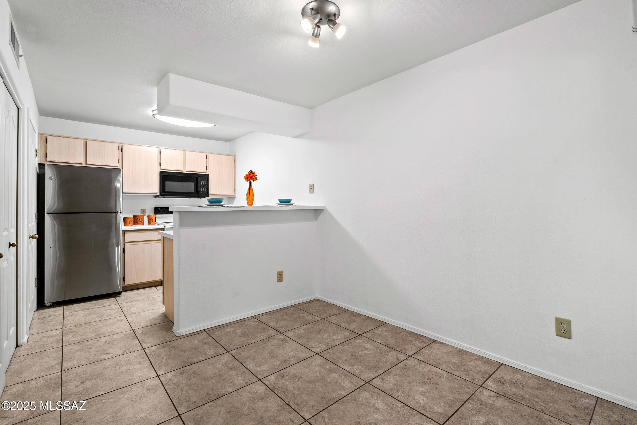 Tucson, AZ 85750,5751 N Kolb Road #5204