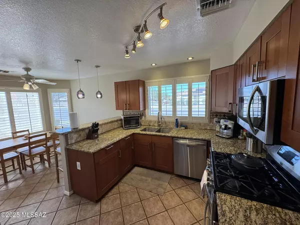 Tucson, AZ 85747,7668 S Trumpet Vine Avenue