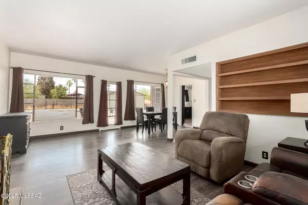 Tucson, AZ 85711,4010 E 4th Street