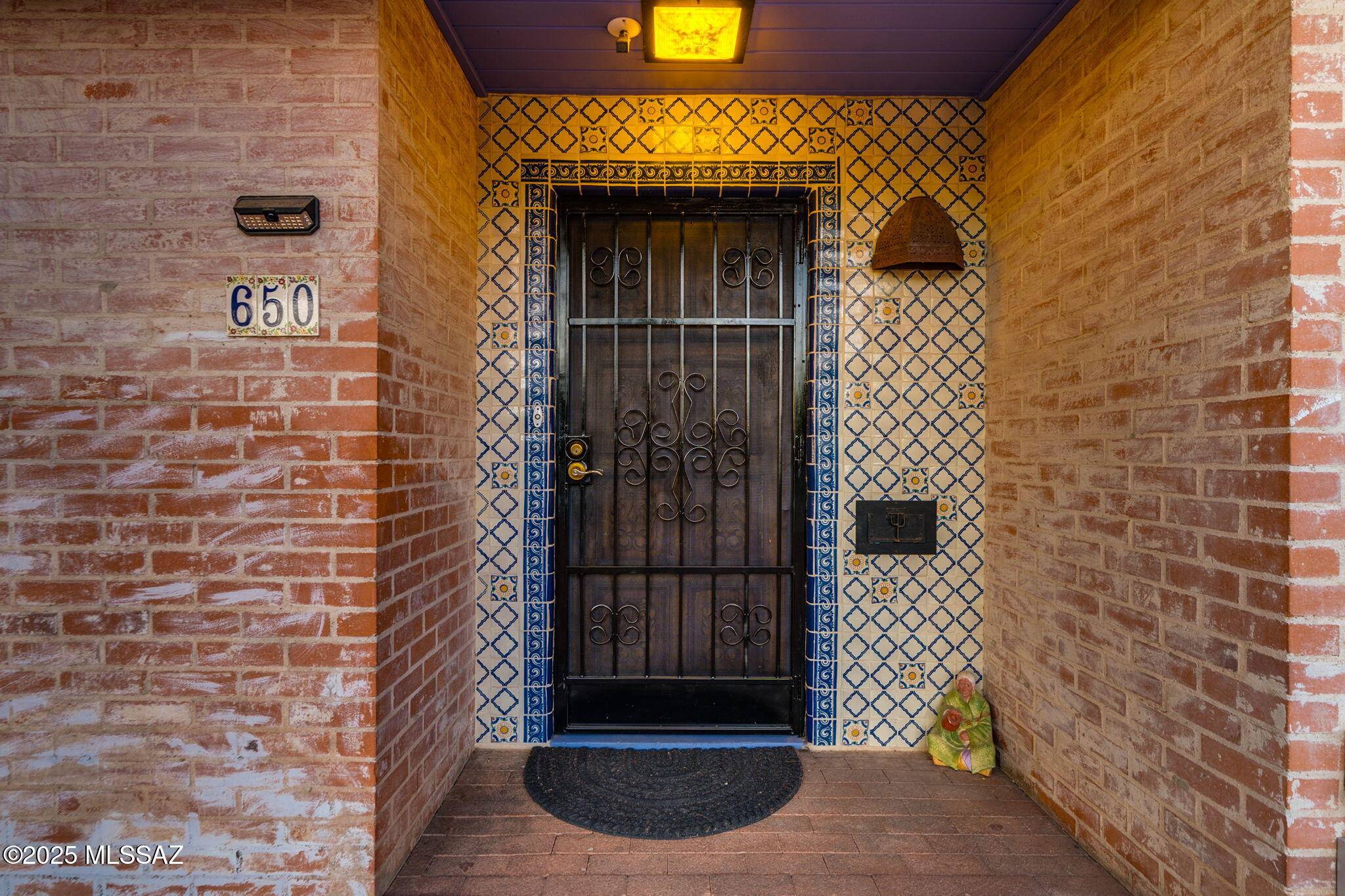 Tucson, AZ 85716,650 N Camino Miramonte