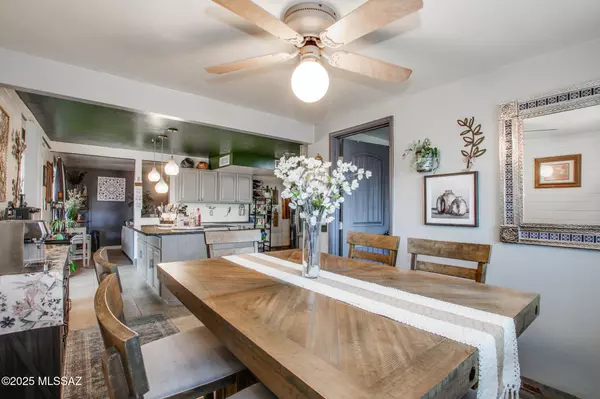 Tucson, AZ 85704,131 E Cambridge Drive
