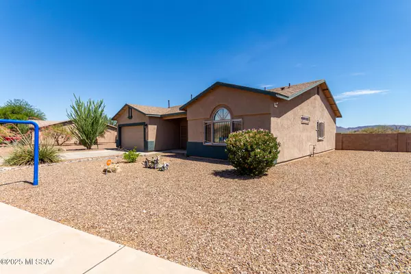 Tucson, AZ 85757,6297 S Iron Brand Drive