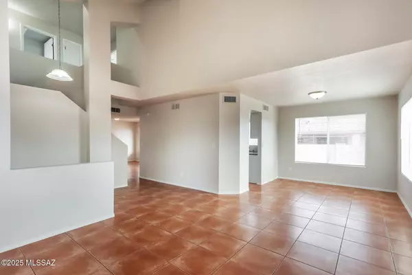 Tucson, AZ 85742,3745 W Hideout Trail