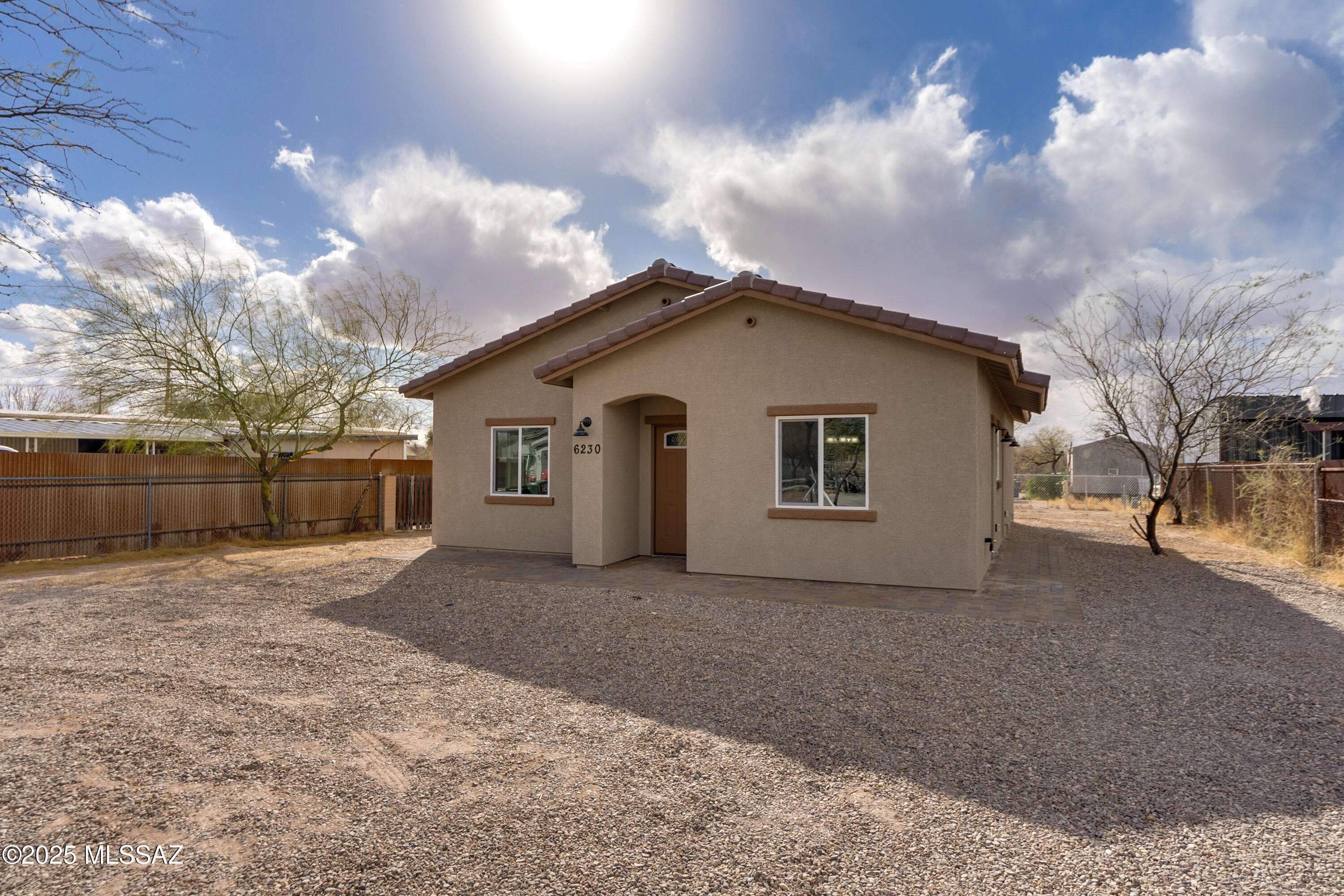 5625 E 29th Street, Tucson, AZ 85711