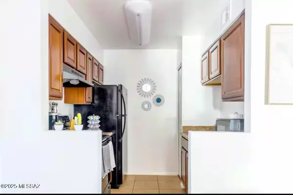 Tucson, AZ 85719,1745 E Glenn Street #114