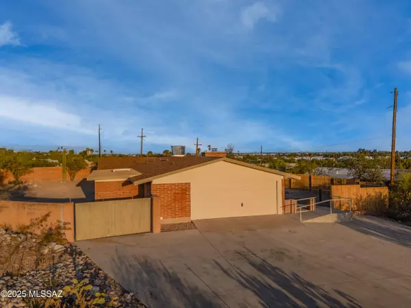 Tucson, AZ 85704,5366 N Flint Avenue