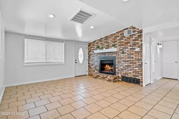 Tucson, AZ 85711,5914 E Beverly Street