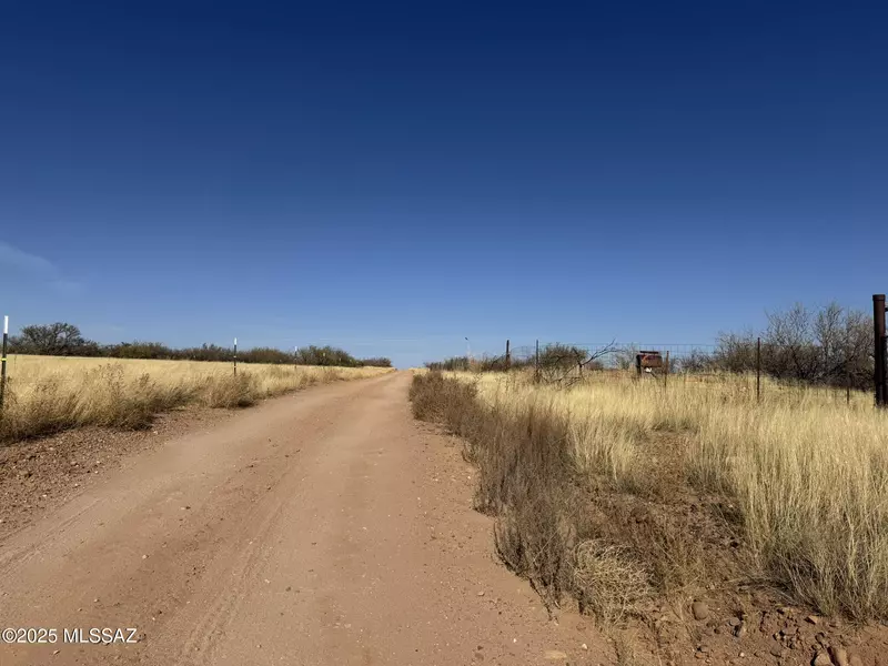 11523 S Rough Rider Road #72, Hereford, AZ 85615