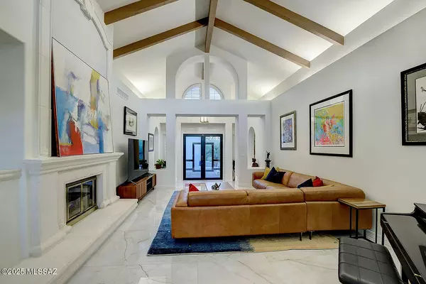 Tucson, AZ 85718,4963 E Calle Brillante