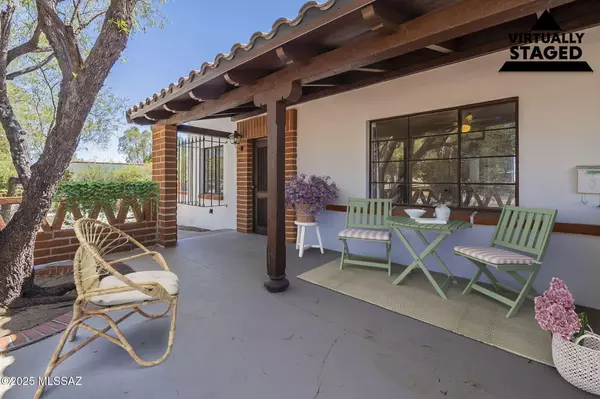 Green Valley, AZ 85614,221 S Paseo Tierra #APT A