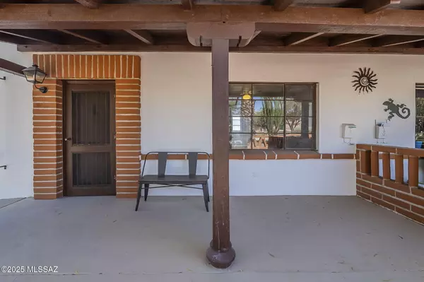 Green Valley, AZ 85614,221 S Paseo Tierra #APT A